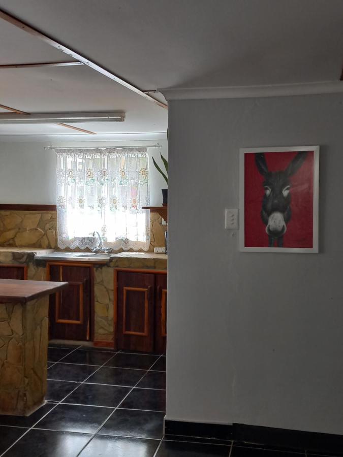 Urban Farm Haus Guesthouse Rundu Exterior foto